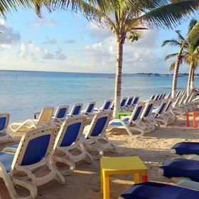 El Fuerte Beach Resort