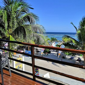 El Fuerte Beach Resort