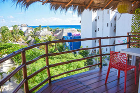 El Fuerte Beach Resort
