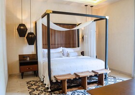 Adoro Hotel Boutique