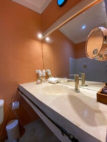 Art 64 Hotel Boutique Adults Only
