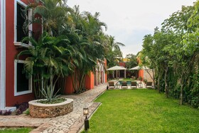 Art 64 Hotel Boutique Adults Only