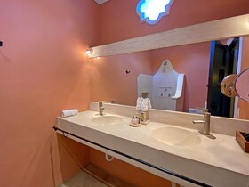 Art 64 Hotel Boutique Adults Only