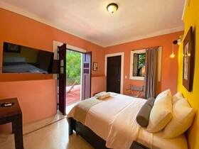 Art 64 Hotel Boutique Adults Only