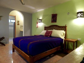 Casa Del Maya Bed & Breakfast