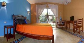 Casa Del Maya Bed & Breakfast