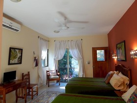 Casa Del Maya Bed & Breakfast