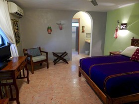 Casa Del Maya Bed & Breakfast