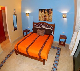 Casa Del Maya Bed & Breakfast