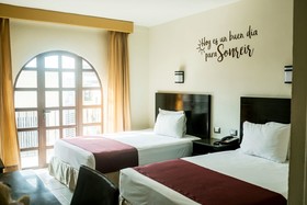 Hotel Colonial