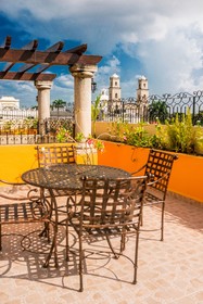 Hotel Colonial