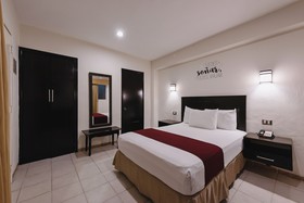 Hotel Colonial