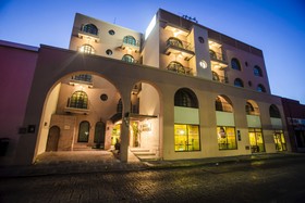 Hotel Colonial