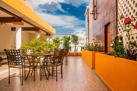 Hotel Colonial