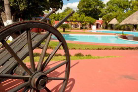 Hotel Hacienda Inn