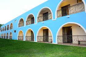 Hotel Hacienda Inn