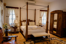 Hacienda Santa Cruz