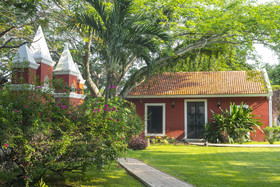 Hacienda Santa Cruz