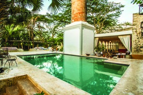 Hacienda Santa Cruz