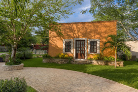 Hacienda Santa Cruz