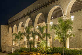 Hacienda Santa Cruz