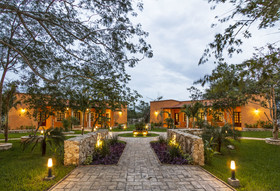 Hacienda Santa Cruz