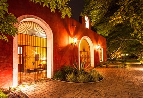 Hacienda Santa Cruz