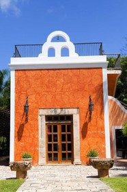 Hacienda Xcanatun by Angsana