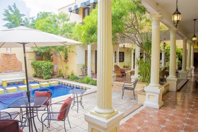 Hotel Casa de las Columnas