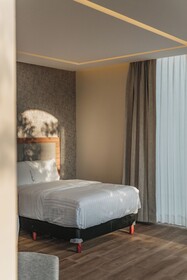 Hotel Chariot