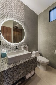 Hotel Chariot
