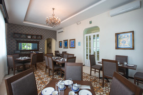 Hotel Delfina