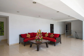 Hotel Embajadores