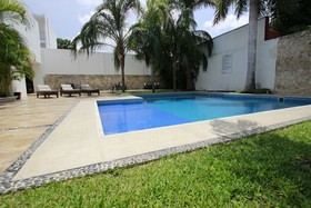 Hotel Embajadores