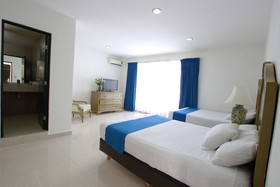 Hotel Embajadores
