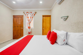 Hotel Las Americas by OYO Rooms