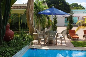 Hotel Las Dalias Inn