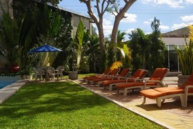 Hotel Las Dalias Inn