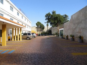 Hotel Las Dalias Inn