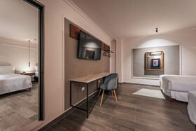 Hotel MID Project