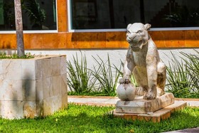 Hotel Palacio Maya