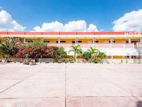 Hotel Palomino Acanceh by OYO Rooms