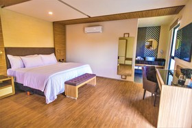 Hotel Plaza by Kavia