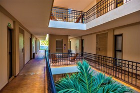 Hotel Plaza by Kavia