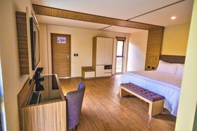 Hotel Plaza by Kavia