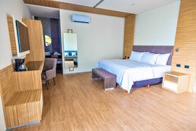 Hotel Plaza by Kavia