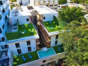 Hotel Plaza by Kavia