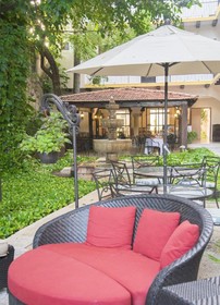 Maison del Embajador Hotel
