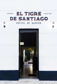Siete Cuatro Guest House