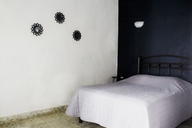 Siete Cuatro Guest House